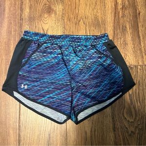 Women’s UA shorts